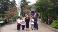 ピースサイクリング　広島→東京今日は、京都～滋賀・近江八幡。西国三十三カ所第三十二番・観音正寺へ立ち寄り。山の上の静かで清らかな空氣の中、住職と事務局長・田中さんに案内していただきました。